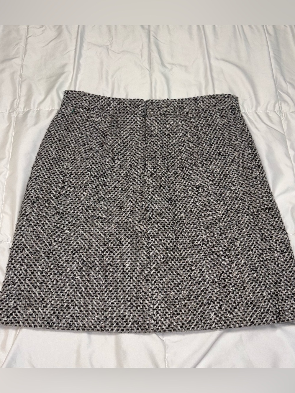 LOFT Tweed Button Front Wool Blend Skirt Size 8 Black White Tan Cream - Picture 5 of 10